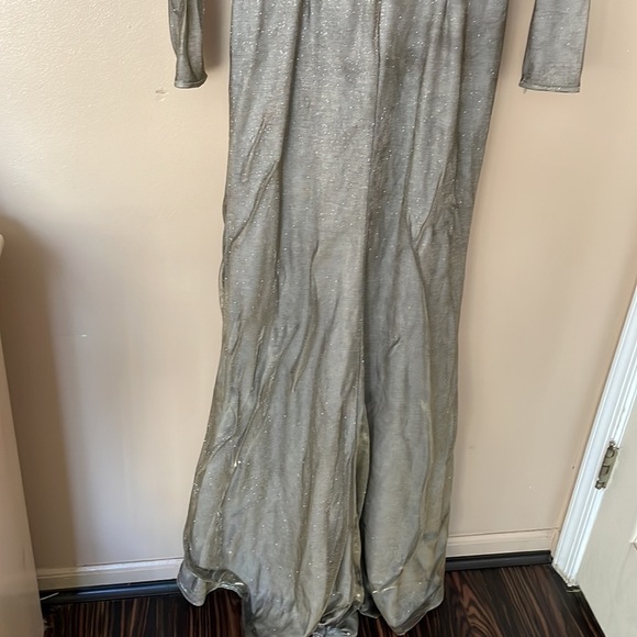 Ieena for Mac Duggal
Silver Shimmer V-neck Gown - Picture 9 of 13